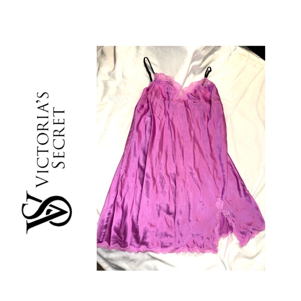 Victoria Secret Magenta /Purple ish Chemise. Size Large
